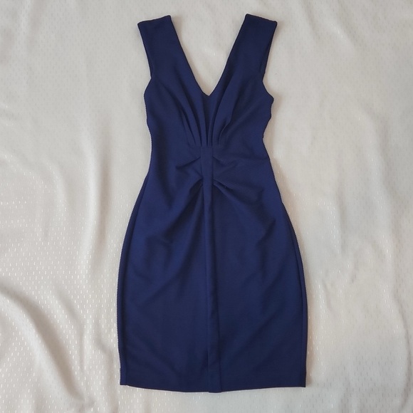 Express - Blue Sleeveless V-Neck Cocktail Dress - Picture 2 of 7